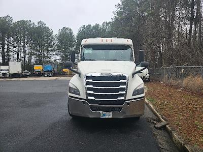 Used 2021 Freightliner Cascadia - photo 1