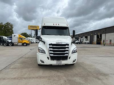 Used 2021 Freightliner Cascadia - photo 1