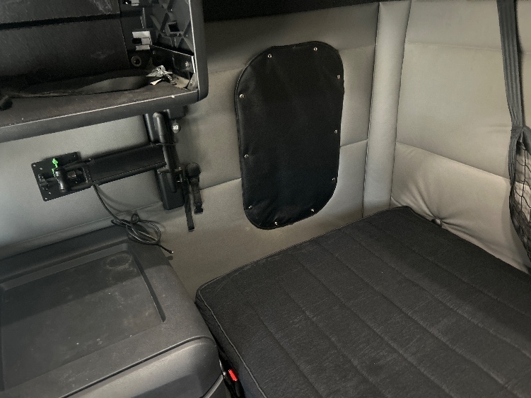 Used 2021 Freightliner Cascadia - photo 20