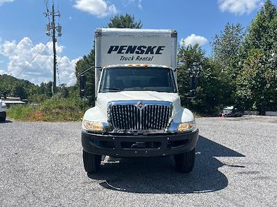 Used 2021 International MV Box Truck with Liftgate for sale #370480 - photo 2