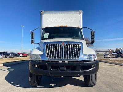 Used 2021 International MV Box Truck with Liftgate for sale #370516 - photo 2