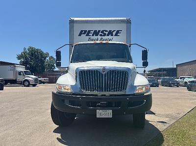 Used 2021 International MV Box Truck with Liftgate for sale #370643 - photo 2