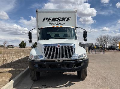 Used 2021 International MV Box Truck with Liftgate for sale #370967 - photo 2