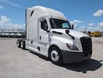 Used 2021 Freightliner Cascadia Detroit DD15AT Semi Truck with Sleeper Cab for sale #371361 - photo 1