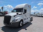 Used 2021 Freightliner Cascadia Detroit DD15AT Semi Truck with Sleeper Cab for sale #371361 - photo 3