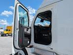 Used 2021 Freightliner Cascadia Detroit DD15AT Semi Truck with Sleeper Cab for sale #371361 - photo 9