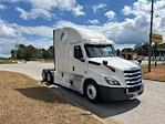 Used 2021 Freightliner Cascadia Detroit DD15AT Semi Truck with Sleeper Cab for sale #371800 - photo 1