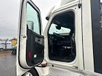 Used 2021 Freightliner Cascadia Detroit DD15AT Semi Truck for sale #372021 - photo 9
