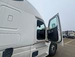 Used 2021 Freightliner Cascadia Detroit DD15AT Semi Truck with Sleeper Cab for sale #372081 - photo 12