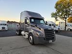 Used 2021 Freightliner Cascadia Detroit DD15AT Semi Truck with Sleeper Cab for sale #373148 - photo 1