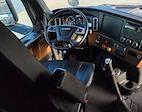 Used 2021 Freightliner Cascadia Detroit DD15AT Semi Truck with Sleeper Cab for sale #373148 - photo 12