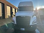 Used 2020 Freightliner Cascadia Detroit DD15AT Semi Truck with Sleeper Cab for sale #373231 - photo 2