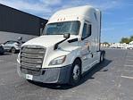 Used 2020 Freightliner Cascadia Detroit DD15AT Semi Truck with Sleeper Cab for sale #373328 - photo 3