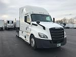 Used 2020 Freightliner Cascadia Detroit DD15AT Semi Truck with Sleeper Cab for sale #373359 - photo 1