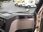 Used 2020 Freightliner Cascadia Detroit DD15AT Semi Truck with Sleeper Cab for sale #373359 - photo 14