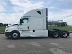 Used 2020 Freightliner Cascadia Detroit DD15AT Semi Truck with Sleeper Cab for sale #373363 - photo 4