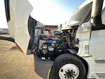 Used 2020 Freightliner Cascadia Detroit DD15AT Semi Truck with Sleeper Cab for sale #373366 - photo 20