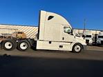 Used 2020 Freightliner Cascadia Detroit DD15AT Semi Truck with Sleeper Cab for sale #373366 - photo 8