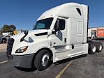 Used 2020 Freightliner Cascadia Detroit DD15AT Semi Truck with Sleeper Cab for sale #373381 - photo 3