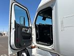 Used 2020 Freightliner Cascadia Detroit DD15AT Semi Truck with Sleeper Cab for sale #373381 - photo 7