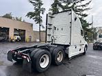Used 2020 Freightliner Cascadia Detroit DD15AT Semi Truck with Sleeper Cab for sale #373386 - photo 7