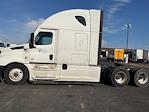 Used 2020 Freightliner Cascadia Detroit DD15AT Semi Truck with Sleeper Cab for sale #373394 - photo 4