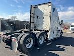 Used 2020 Freightliner Cascadia Detroit DD15AT Semi Truck with Sleeper Cab for sale #373394 - photo 7