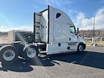 Used 2020 Freightliner Cascadia Detroit DD15AT Semi Truck with Sleeper Cab for sale #373394 - photo 8