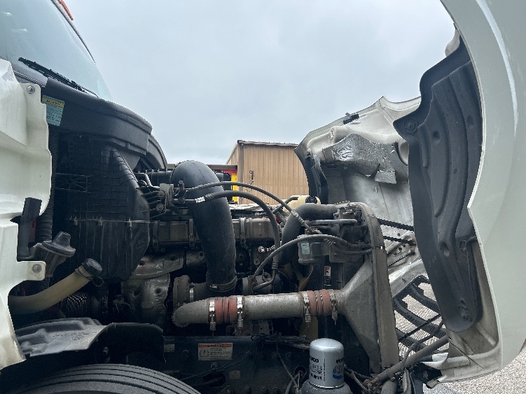 Used 2020 Freightliner Cascadia - photo 22