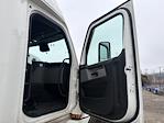 Used 2020 Freightliner Cascadia Detroit DD15AT Semi Truck with Sleeper Cab for sale #373455 - photo 13