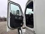 Used 2020 Freightliner Cascadia Detroit DD15AT Semi Truck with Sleeper Cab for sale #373455 - photo 9