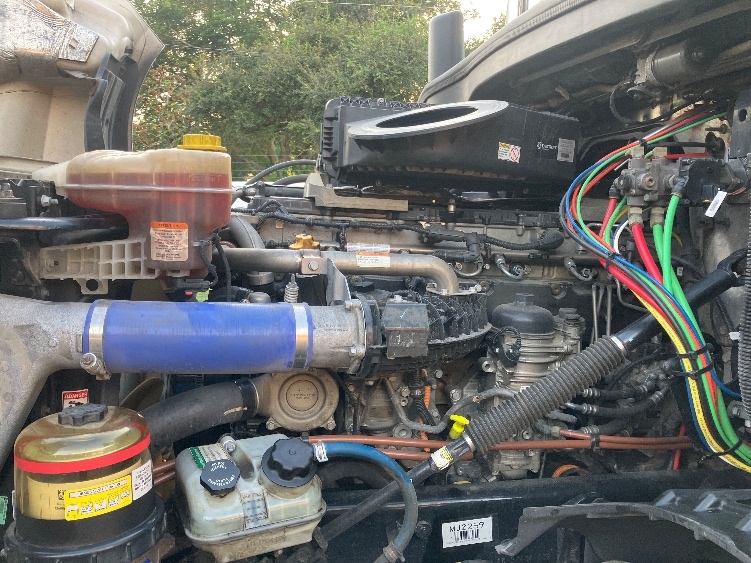 Used 2020 Freightliner Cascadia - photo 23