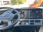Used 2020 Freightliner Cascadia Detroit DD15AT Semi Truck with Sleeper Cab for sale #373468 - photo 11