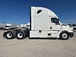 Used 2020 Freightliner Cascadia Detroit DD15AT Semi Truck with Sleeper Cab for sale #373468 - photo 8
