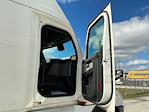 Used 2020 Freightliner Cascadia Detroit DD15AT Semi Truck with Sleeper Cab for sale #373474 - photo 13
