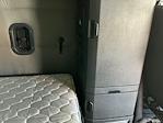Used 2020 Freightliner Cascadia Detroit DD15AT Semi Truck with Sleeper Cab for sale #373474 - photo 18