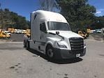 Used 2020 Freightliner Cascadia Detroit DD15AT Semi Truck with Sleeper Cab for sale #373505 - photo 1