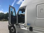 Used 2020 Freightliner Cascadia Detroit DD15AT Semi Truck with Sleeper Cab for sale #373505 - photo 9