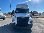 Used 2020 Freightliner Cascadia Detroit DD15AT Semi Truck with Sleeper Cab for sale #373508 - photo 2