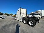 Used 2020 Freightliner Cascadia Detroit DD15AT Semi Truck with Sleeper Cab for sale #373508 - photo 5