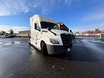 Used 2020 Freightliner Cascadia Detroit DD15AT Semi Truck with Sleeper Cab for sale #373509 - photo 1