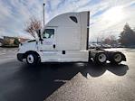 Used 2020 Freightliner Cascadia Detroit DD15AT Semi Truck with Sleeper Cab for sale #373509 - photo 4