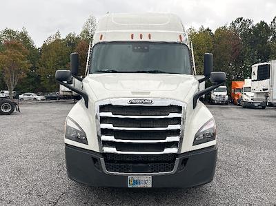 Used 2021 Freightliner Cascadia Detroit DD13 Semi Truck with Sleeper Cab for sale #373892 - photo 2
