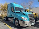 Used 2021 Freightliner Cascadia Detroit DD15AT Semi Truck with Sleeper Cab for sale #374361 - photo 1