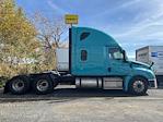Used 2021 Freightliner Cascadia Detroit DD15AT Semi Truck with Sleeper Cab for sale #374361 - photo 8