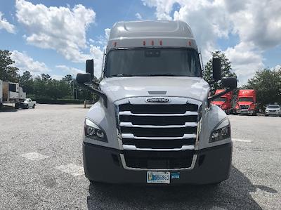 Used 2021 Freightliner Cascadia Detroit DD13 Semi Truck with Sleeper Cab for sale #374532 - photo 2