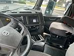 Used 2021 Volvo VNL Volvo D13 Semi Truck for sale #374786 - photo 10