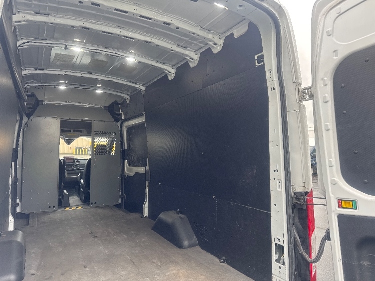 Used 2020 Ford Transit 250 - photo 14