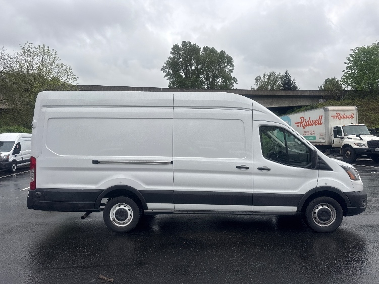 Used 2020 Ford Transit 250 - photo 17