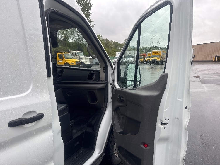 Used 2020 Ford Transit 250 - photo 22